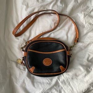 Vintage Dooney & Bourke crossbody